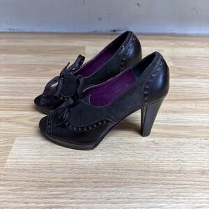 Coach "Claudine" Brown Leather Peep Toe Heels Woman's Sz 5.5 B